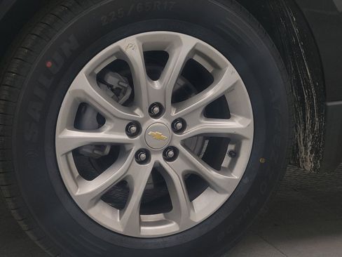 Used 2021 Chevrolet Equinox LS FWD image 31
