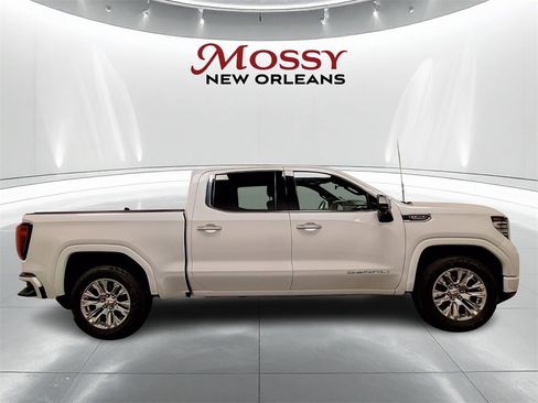 Used 2022 GMC Sierra 1500 Denali w/ Technology Package image 4