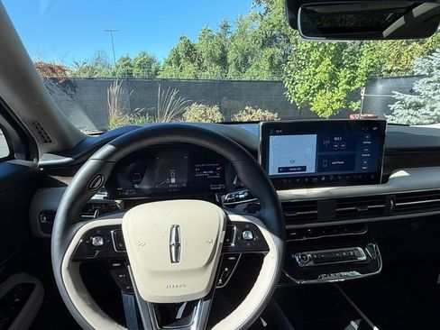 New 2025 Lincoln Corsair Grand Touring w/ Equipment Group 301A image 25