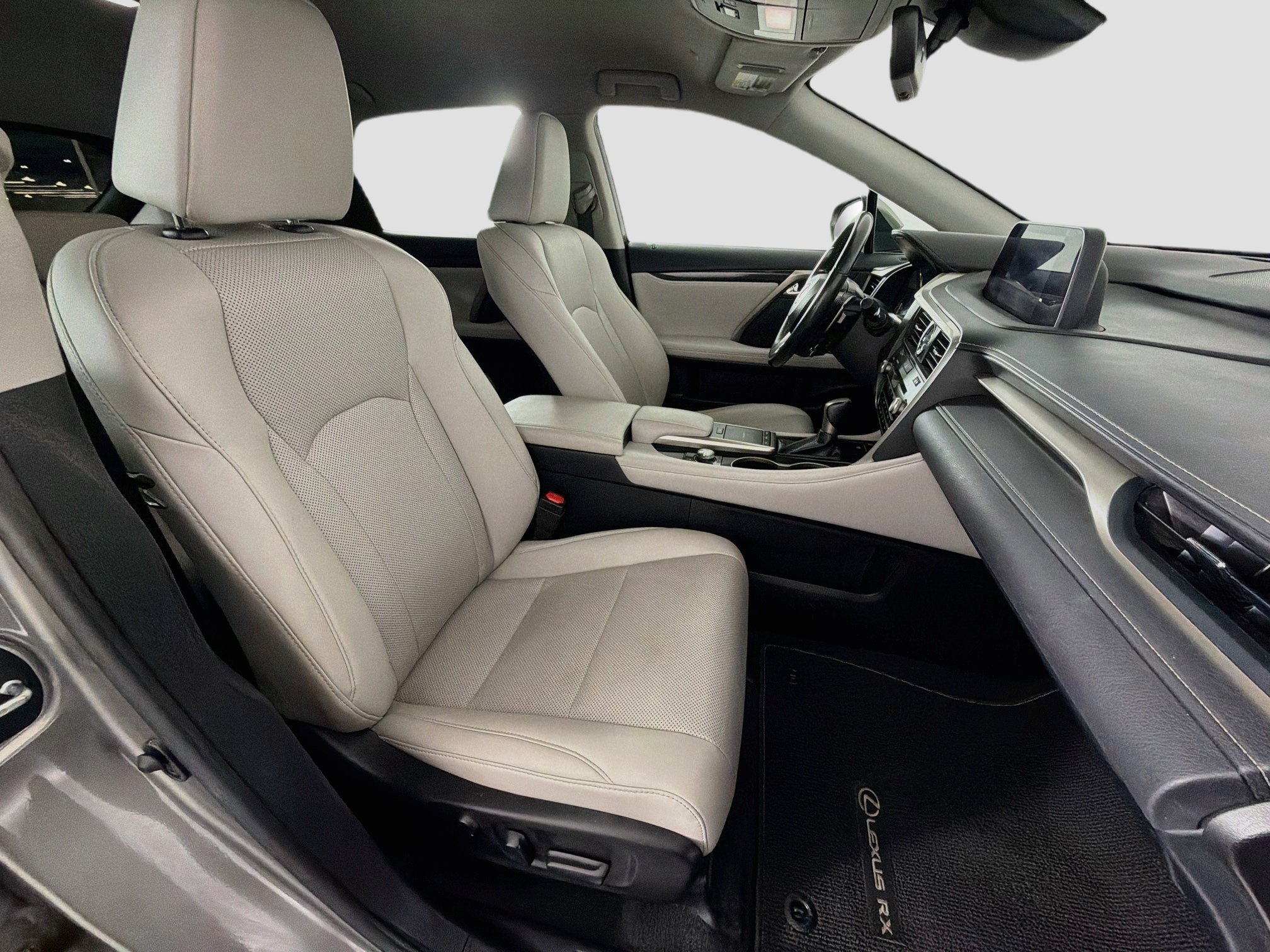 Used 2021 Lexus RX 350 FWD w/ Accessory Package image 31