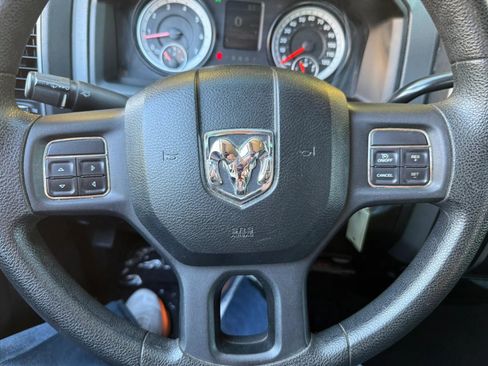 Used 2014 RAM 1500 Express image 12