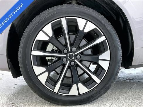 Used 2026 Volvo XC60 B5 Plus AWD/4WD image 8