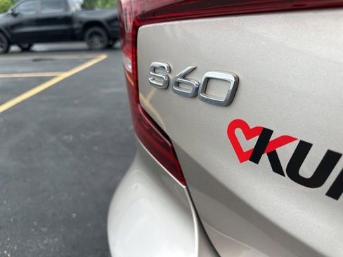 Used 2024 Volvo S60 B5 Plus image 14