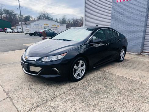 Used 2017 Chevrolet Volt LT w/ Comfort Package image 1