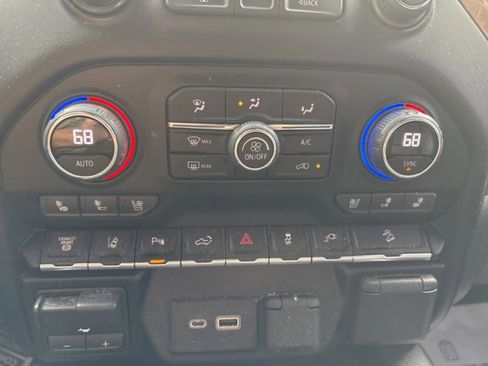 Used 2021 Chevrolet Silverado 2500 High Country w/ Z71 Off-Road Package image 21