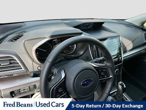 Used 2022 Subaru Crosstrek 2.5i Limited w/ Moonroof Package 1 AWD/4WD image 12