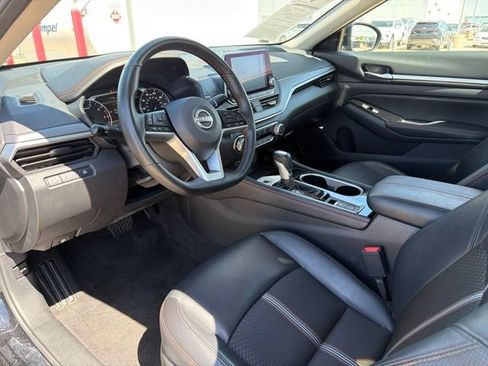 Used 2025 Nissan Altima 2.5 SR AWD/4WD image 13