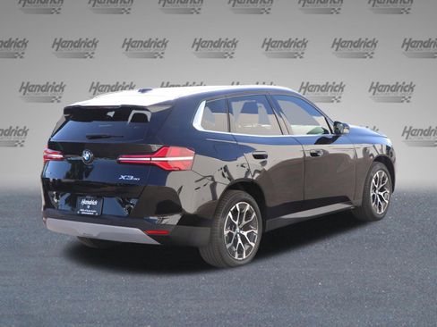 Certified 2025 BMW X3 xDrive30i w/ Convenience Package image 10