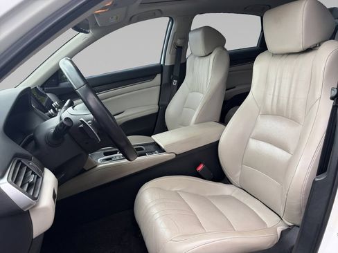 Used 2018 Honda Accord EX-L image 10