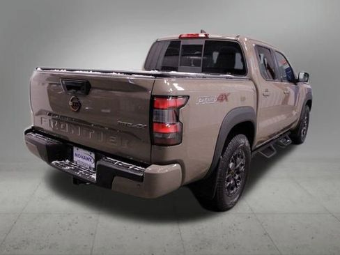 Used 2022 Nissan Frontier PRO-4X w/ Pro-4X Premium Package image 5