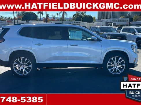 Used 2025 GMC Acadia Denali w/ Super Cruise Package image 6