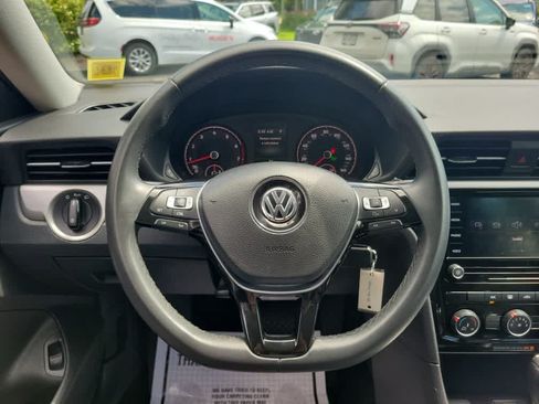 Used 2021 Volkswagen Passat 2.0T S FWD image 11