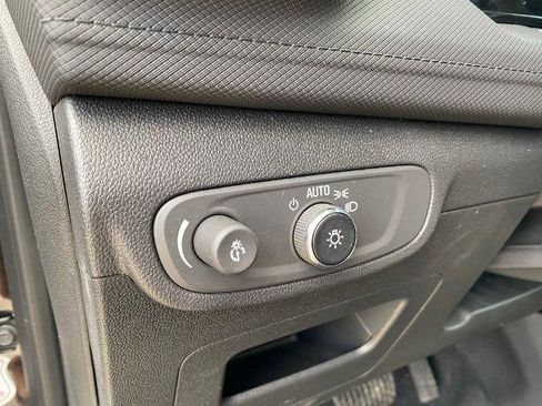 Used 2025 Chevrolet TrailBlazer LT image 17