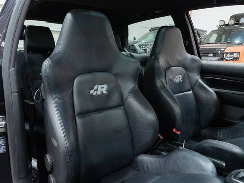 Used 2004 Volkswagen R32 AWD/4WD image 27