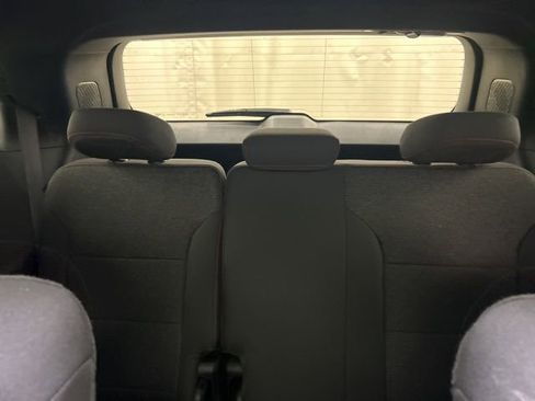 Used 2024 Chevrolet Traverse Z71 image 30