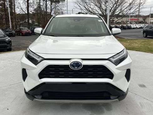 Certified 2023 Toyota RAV4 SE image 3