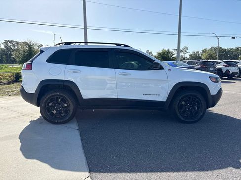 Used 2022 Jeep Cherokee Trailhawk w/ Comfort/Convenience Group AWD/4WD image 4