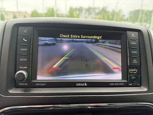 Used 2017 Dodge Grand Caravan GT FWD image 18