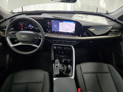 New 2025 Audi Q5 Premium Plus image 16