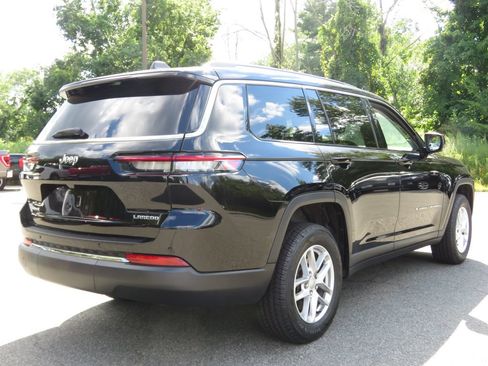 Used 2023 Jeep Grand Cherokee L Laredo w/ Luxury Tech Group I AWD/4WD image 5