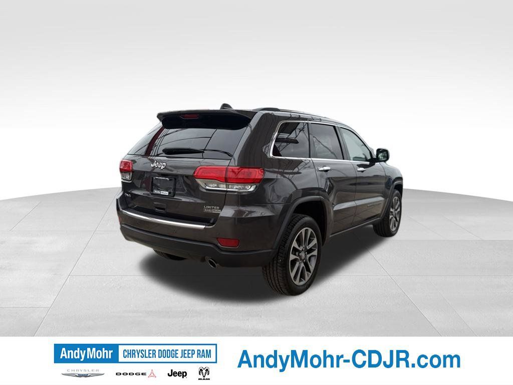 Used 2018 Jeep Grand Cherokee Limited AWD/4WD image 7