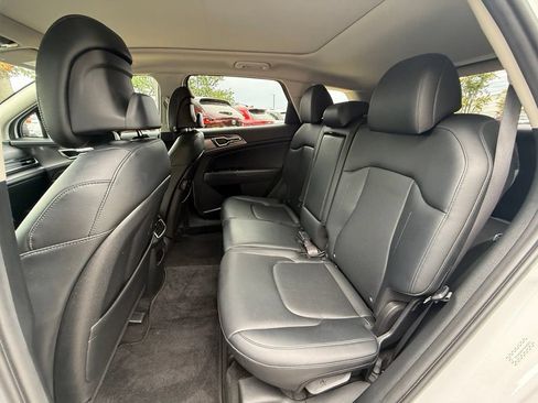 Used 2023 Kia Sportage SX FWD image 36