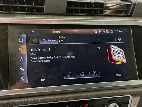 Used 2022 Audi Q3 2.0T Premium Plus w/ Premium Plus Package image 21