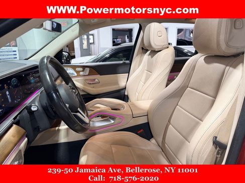 Used 2020 Mercedes-Benz GLE 350 4MATIC w/ MBUX Technology Package image 19