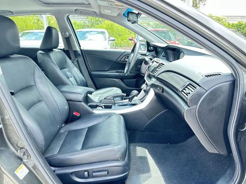 Used 2013 Honda Accord EX-L image 17