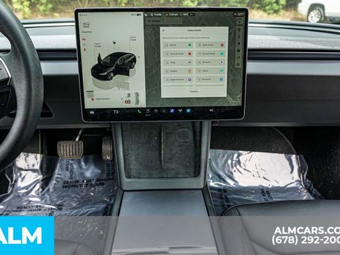 Used 2024 Tesla Model 3 Standard Range image 40