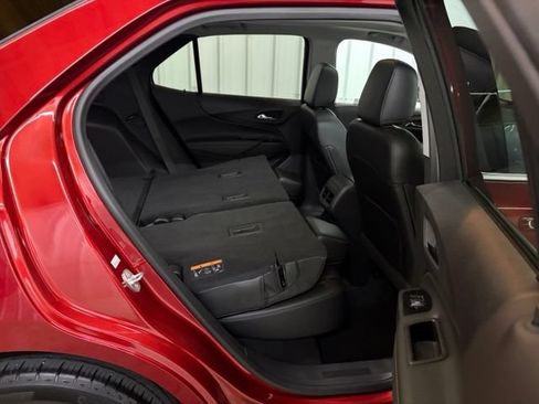 Used 2023 Chevrolet Equinox Premier AWD/4WD image 53