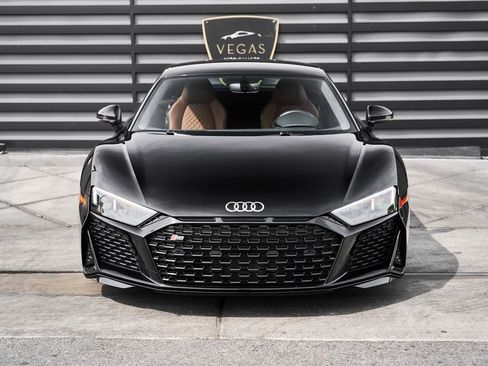 Used 2022 Audi R8 V10 image 16