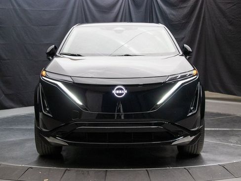 Used 2024 Nissan Ariya AWD image 4