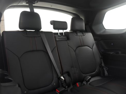 Used 2024 Honda Pilot TrailSport image 13