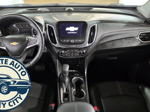 Used 2024 Chevrolet Equinox Premier image 25