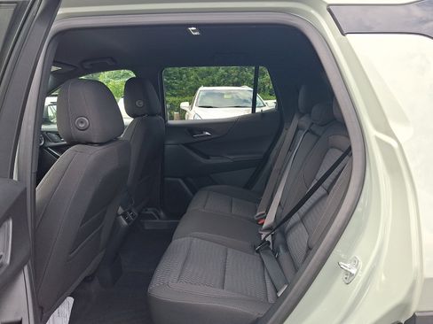 Used 2025 Chevrolet Equinox LT AWD/4WD image 10