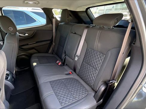 Used 2019 Chevrolet Blazer LT image 24