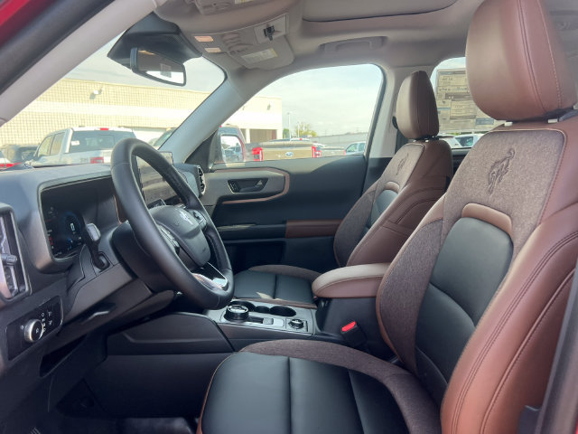 New 2026 Ford Bronco Sport Outer Banks w/ Sasquatch Outer Banks Package AWD/4WD image 4