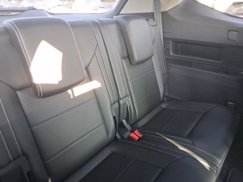 Used 2022 Volkswagen Atlas SE w/ Black Wheel Package image 13