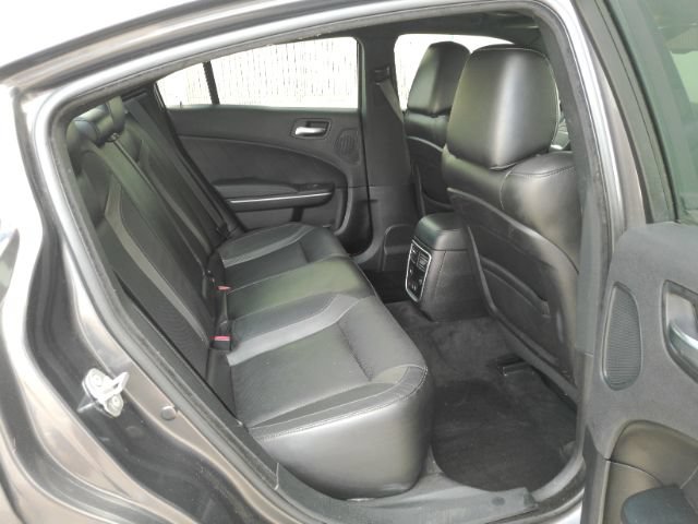 Used 2018 Dodge Charger SXT Plus w/ Quick Order Package 29J RWD image 23