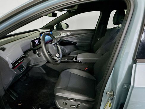 Used 2025 Volkswagen ID.4 Pro S image 13