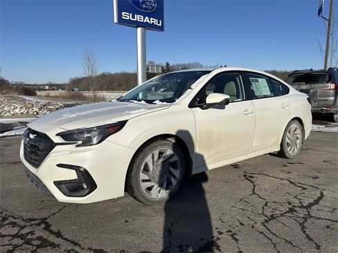 Used 2023 Subaru Legacy Limited image 6