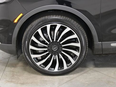 Used 2023 Lincoln Nautilus Black Label w/ Cargo Utility Package image 19