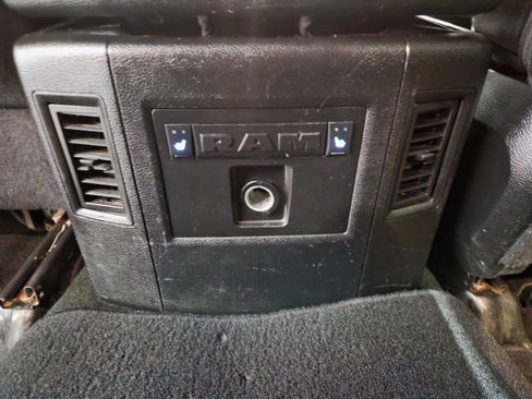 Used 2015 RAM 2500 Laramie w/ Black Appearance Group image 64