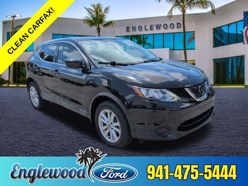 Used 2019 Nissan Rogue Sport S w/ Appearance Package FWD image 1