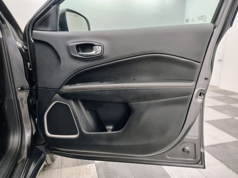 Used 2020 Jeep Compass Sport image 25