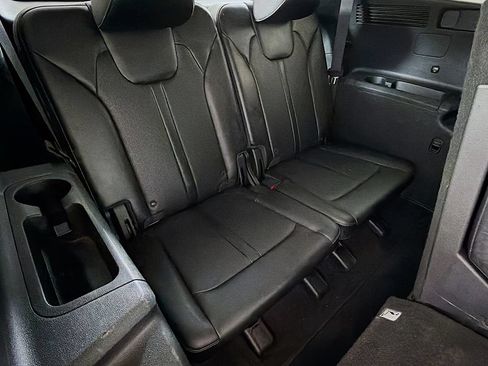 Used 2023 Kia Sorento S w/ Panoramic Sunroof Package FWD image 29