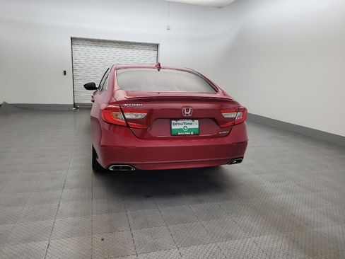 Used 2019 Honda Accord Sport image 6