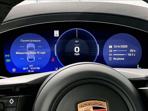 New 2025 Porsche Macan 4 Electric image 14