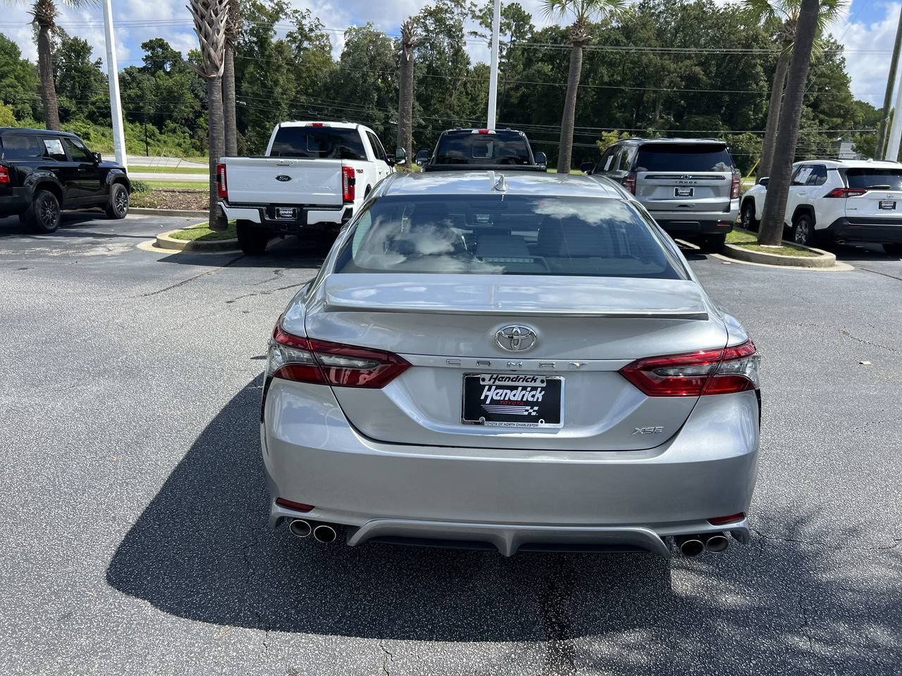 Used 2024 Toyota Camry XSE FWD image 9